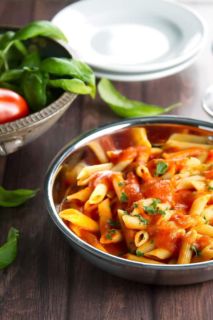 Penne al pomodoro with fresh basil