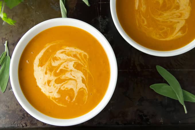 overhead photo of a bowl of butternut squash soup