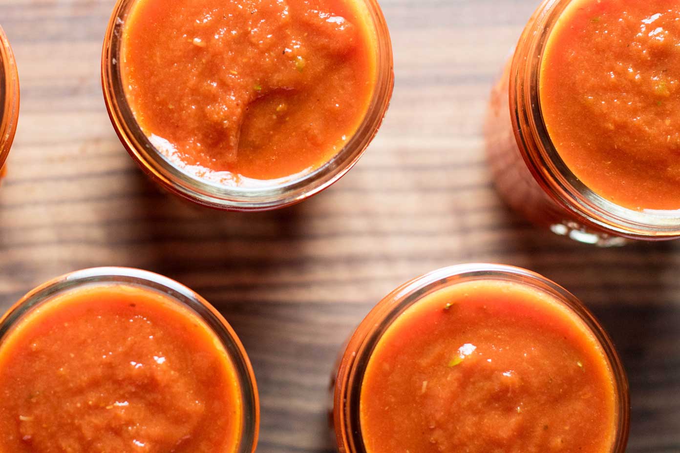 jars of tomato sauce