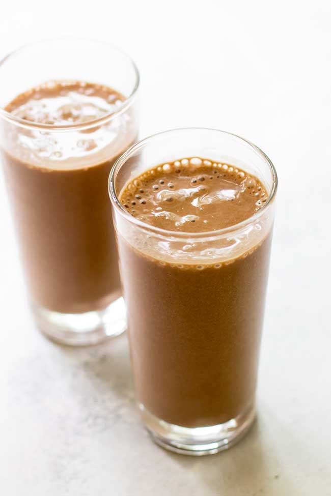 two glasses of banana mocha smoothie