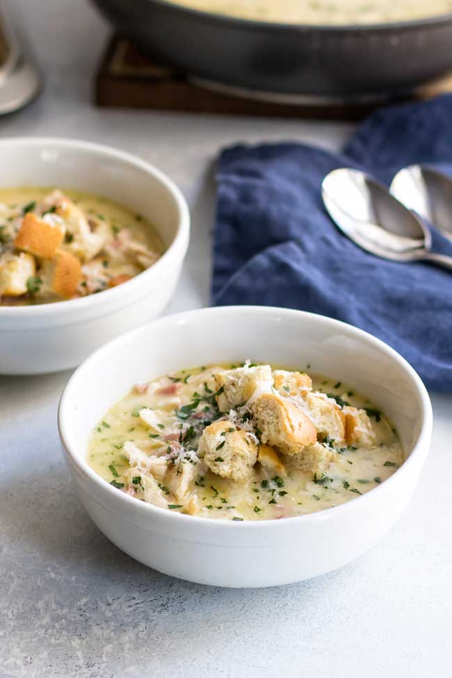 photo of a bowl of chicken cordon bleu soup