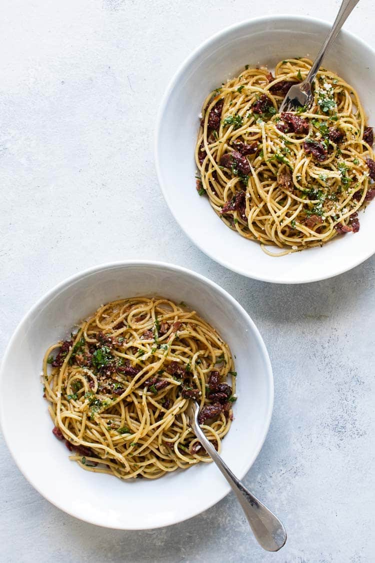 Sun-Dried Tomato Spaghetti with Bacon