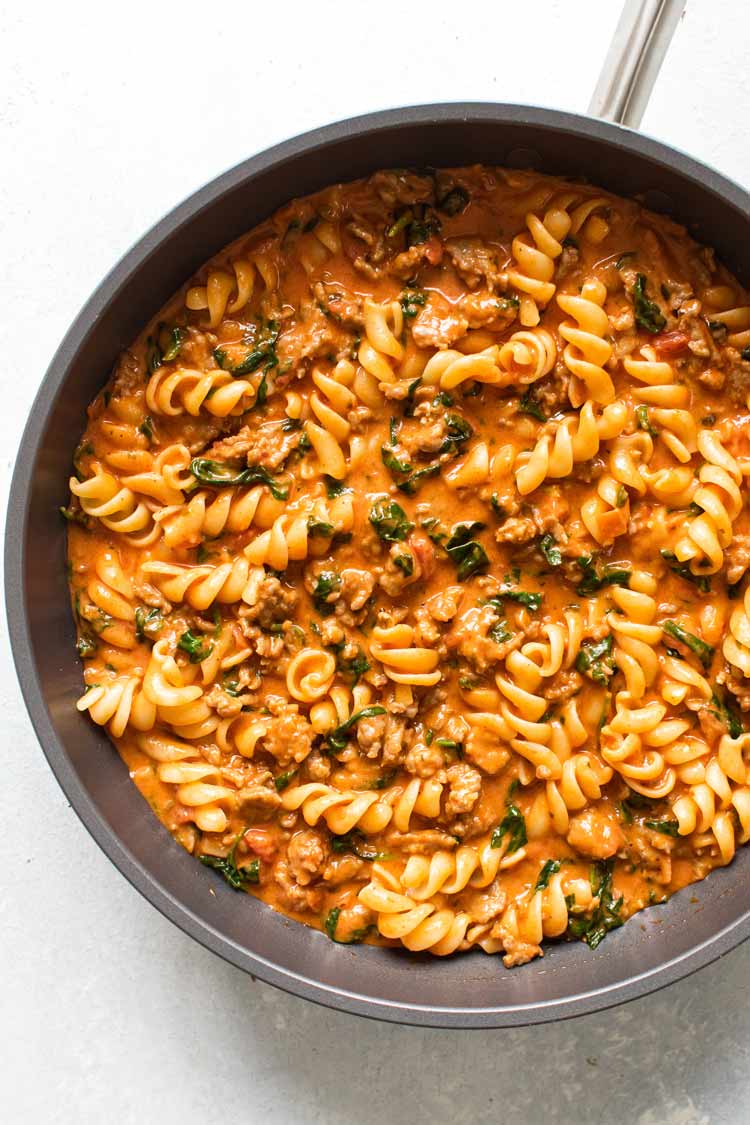 overhead photo of a skillet of pasta