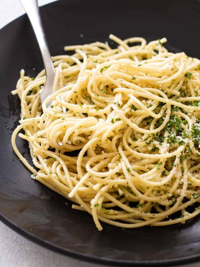pasta with olive oil and garlic