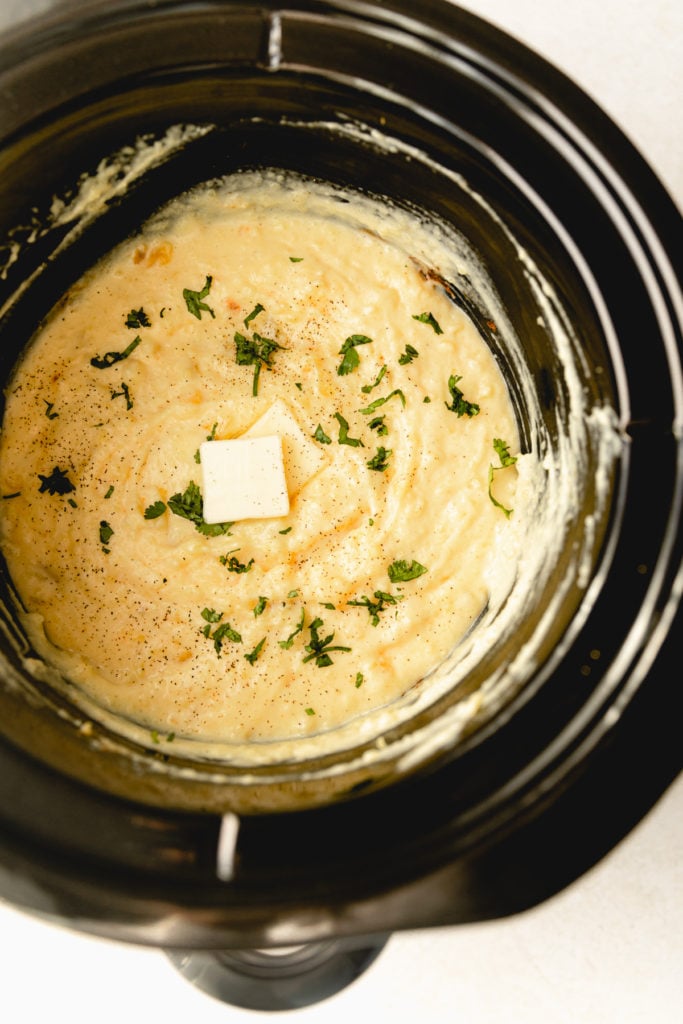 mashed potatoes in a slow cooker