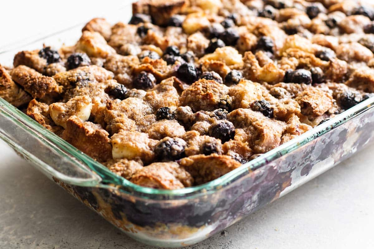 blueberry bagel breakfast