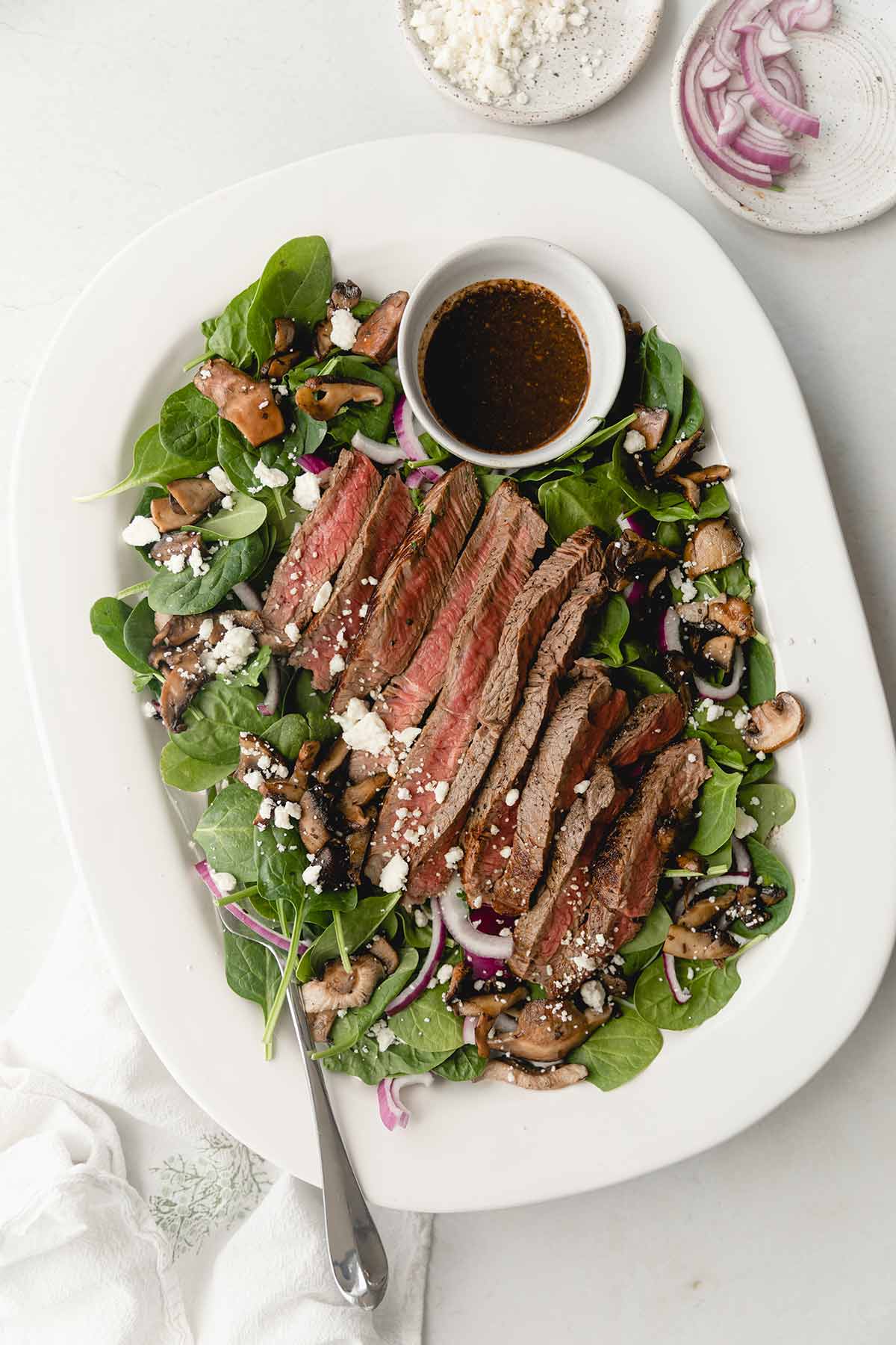 Steak Salad with Mushrooms