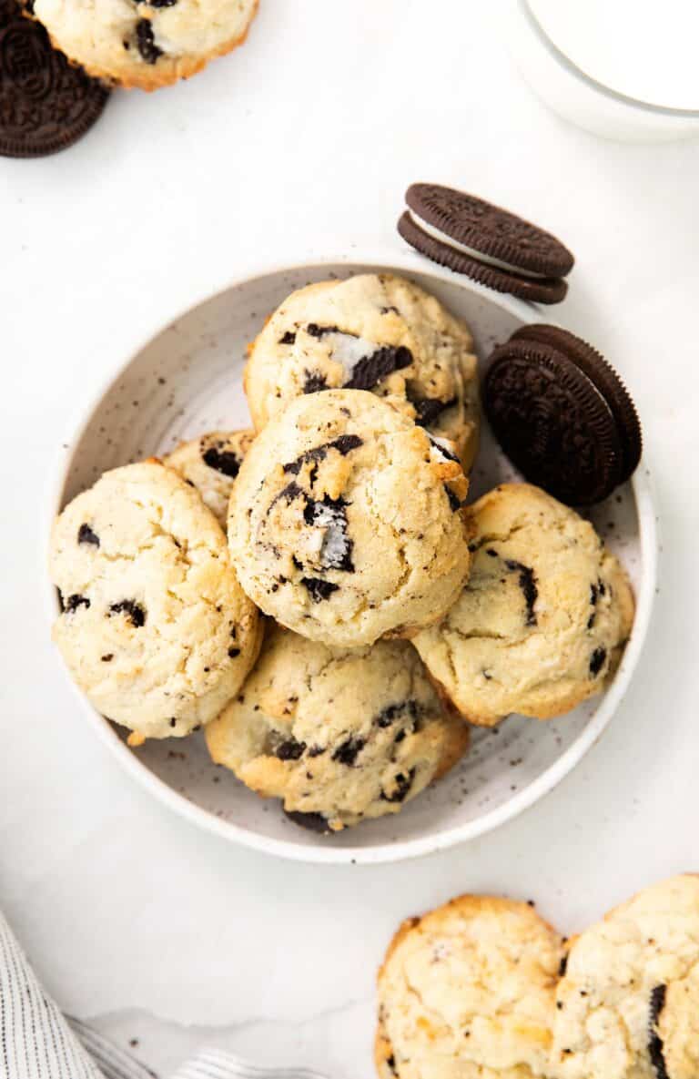 overhead shot of cookies in a bowl.