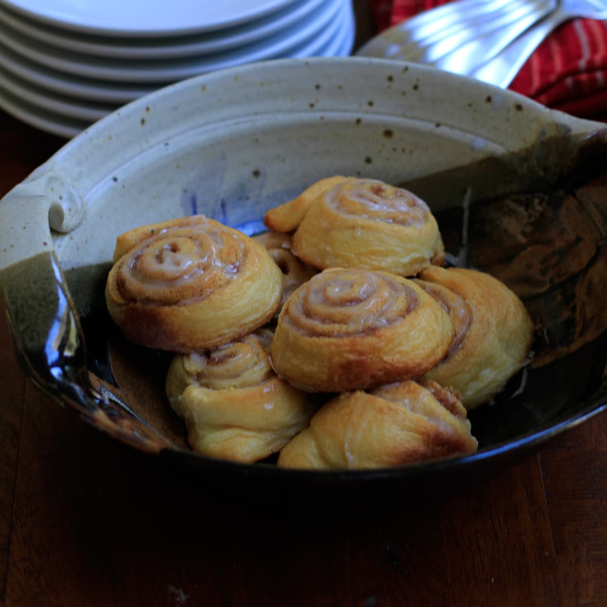 Crescent Roll Cinnamon Rolls - One Hot Oven