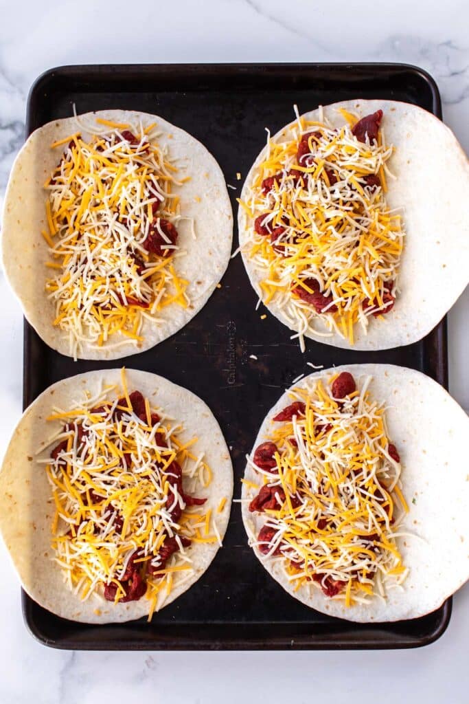 the filling on the tortillas.