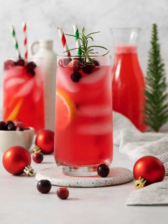 Christmas Cranberry Lemonade