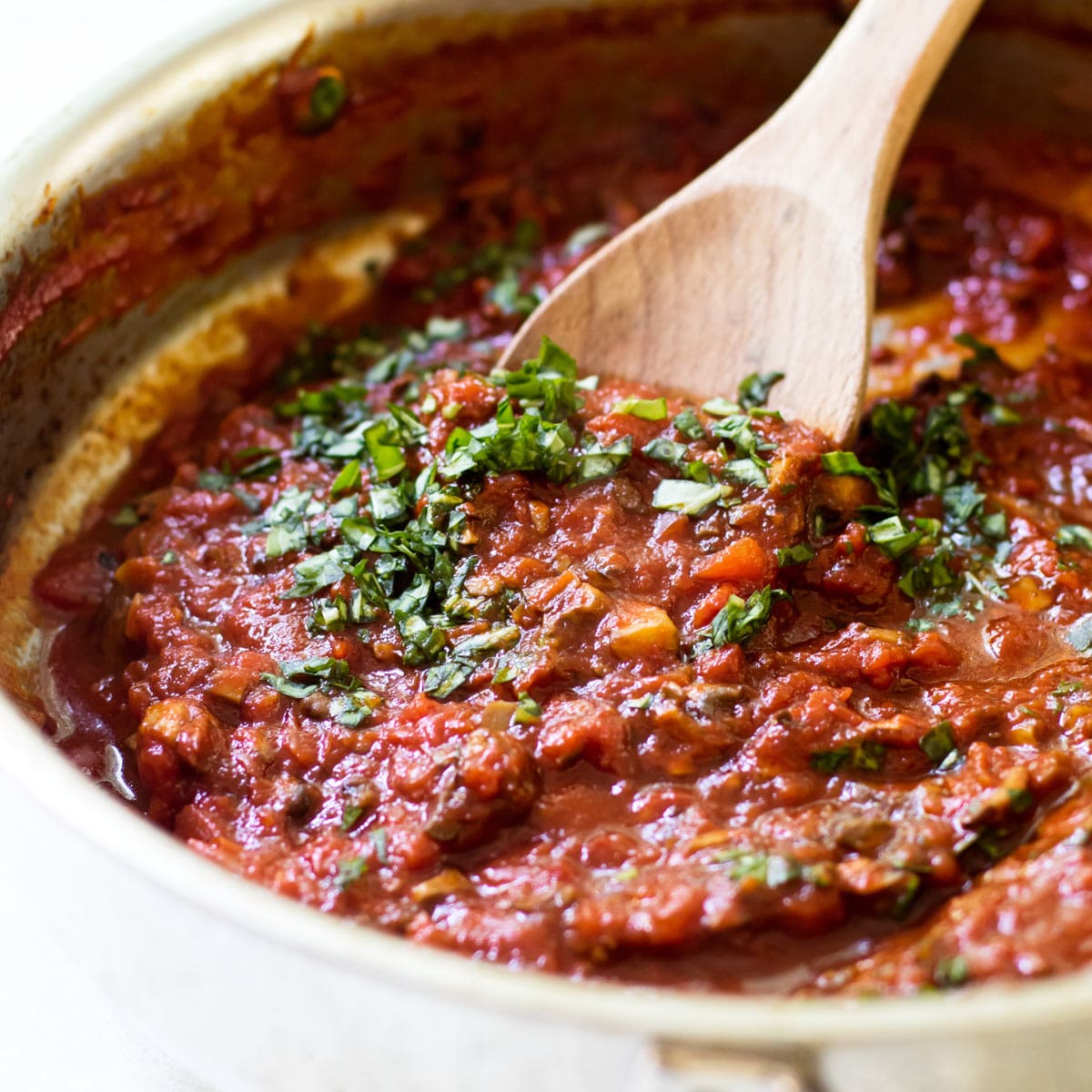a pan of sauce.